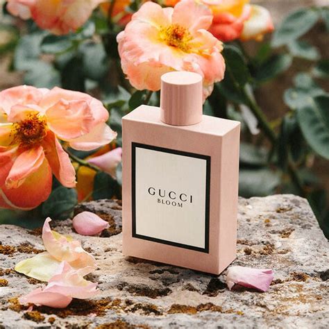 nước hoa Gucci bloom review